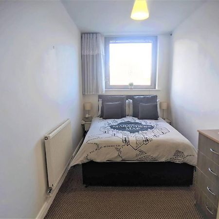 Lovely Guest Rooms In City Centre 리버풀 외부 사진