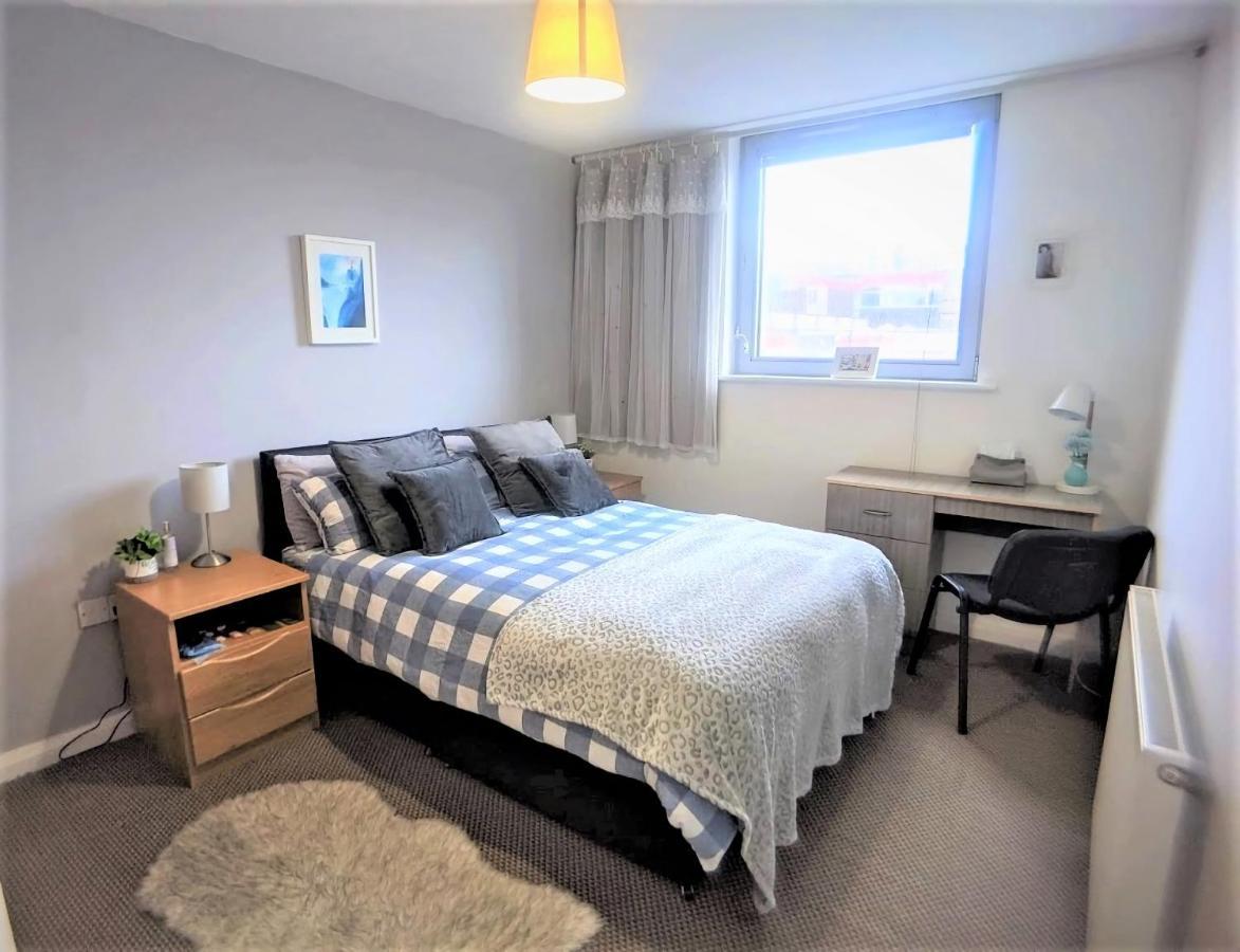 Lovely Guest Rooms In City Centre 리버풀 외부 사진
