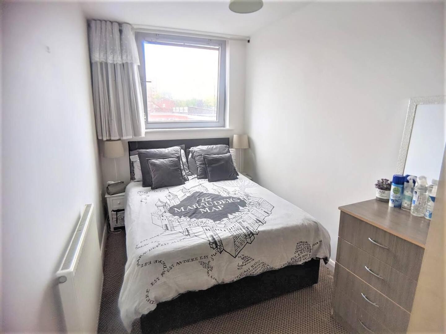 Lovely Guest Rooms In City Centre 리버풀 외부 사진
