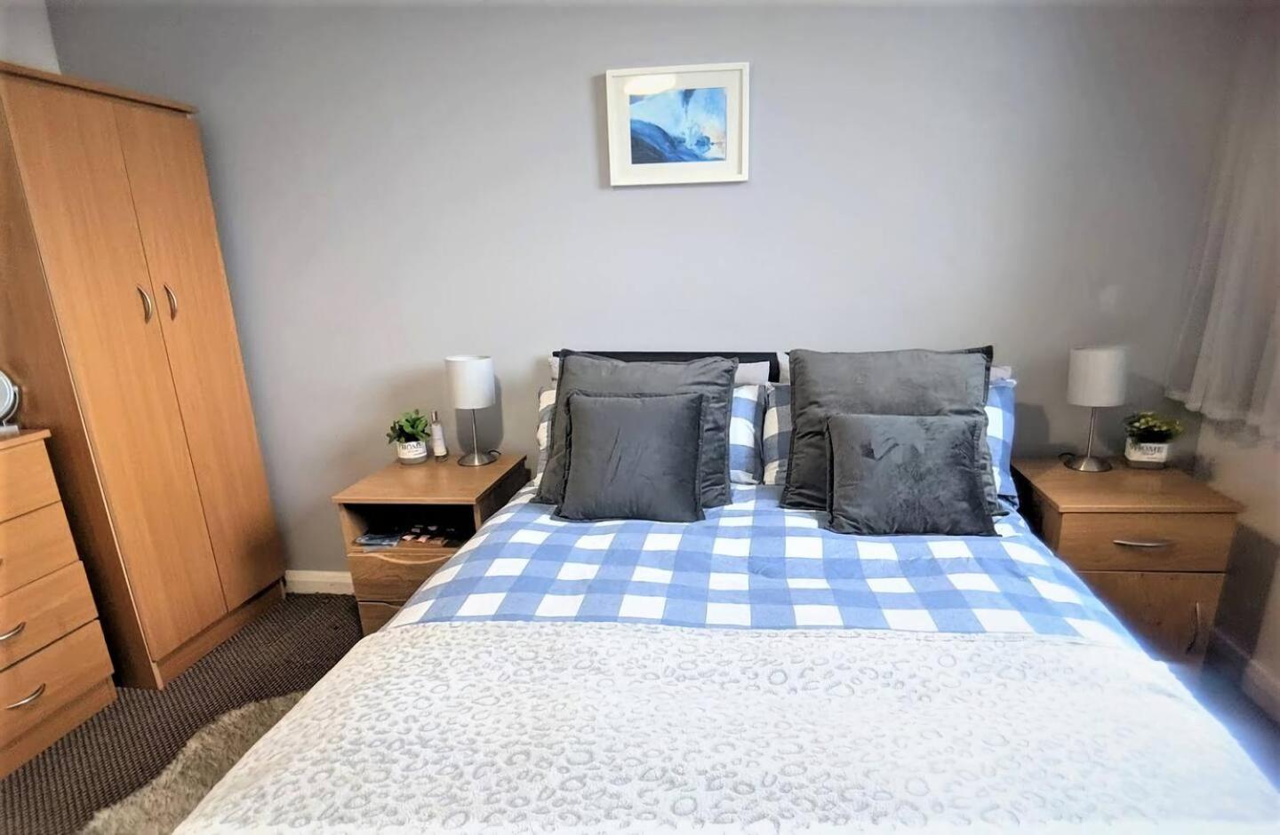 Lovely Guest Rooms In City Centre 리버풀 외부 사진