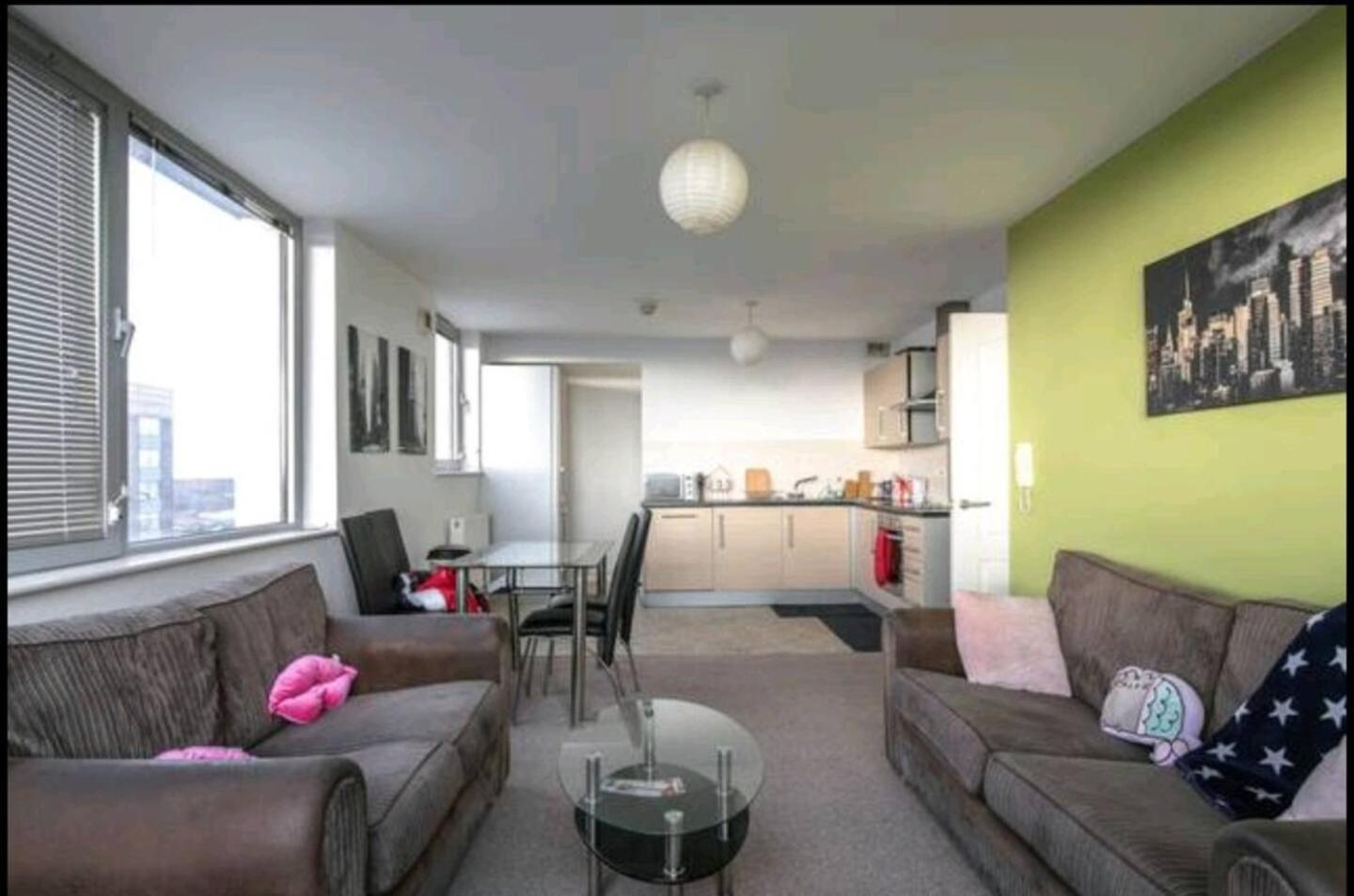 Lovely Guest Rooms In City Centre 리버풀 외부 사진
